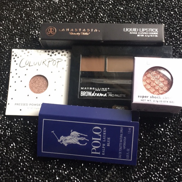 Make-up Bundle, all items new. - Picture 5 of 8